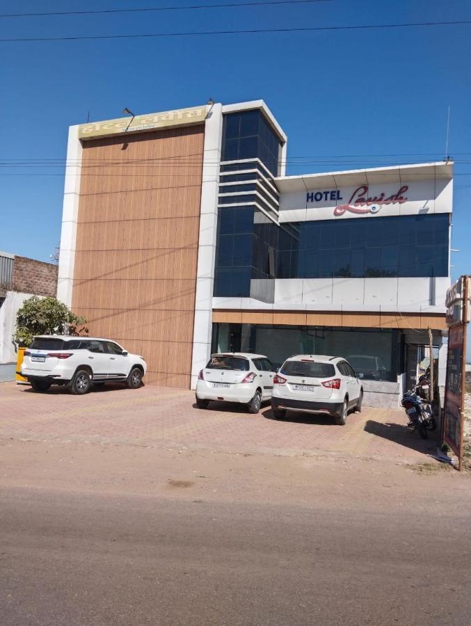 Jmc Hotel Lavish Akolia Dış mekan fotoğraf