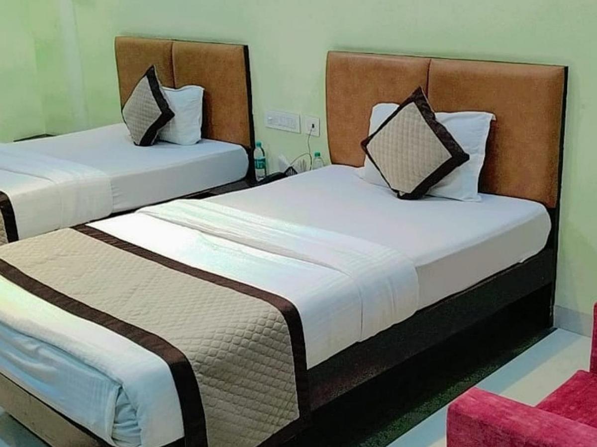 Jmc Hotel Lavish Akolia Dış mekan fotoğraf