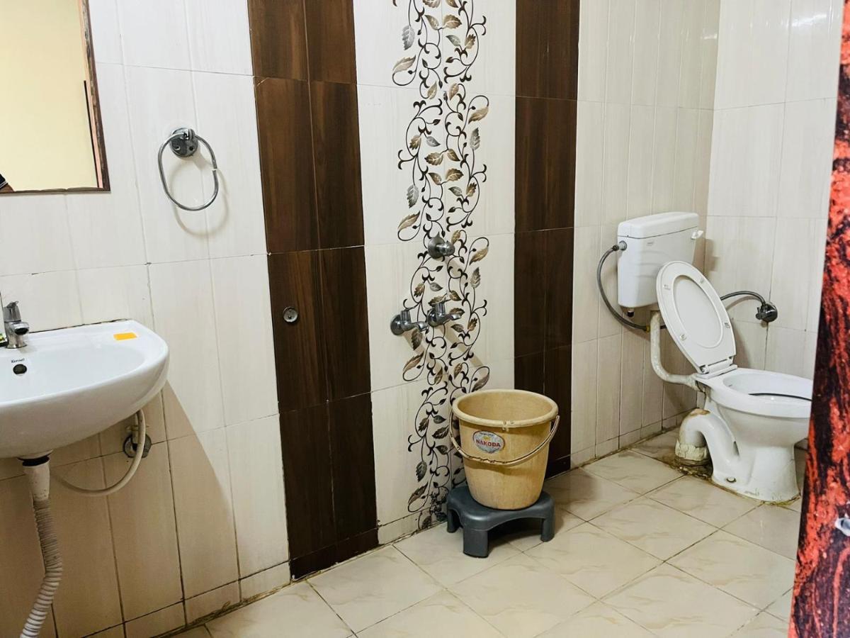 Jmc Hotel Lavish Akolia Dış mekan fotoğraf