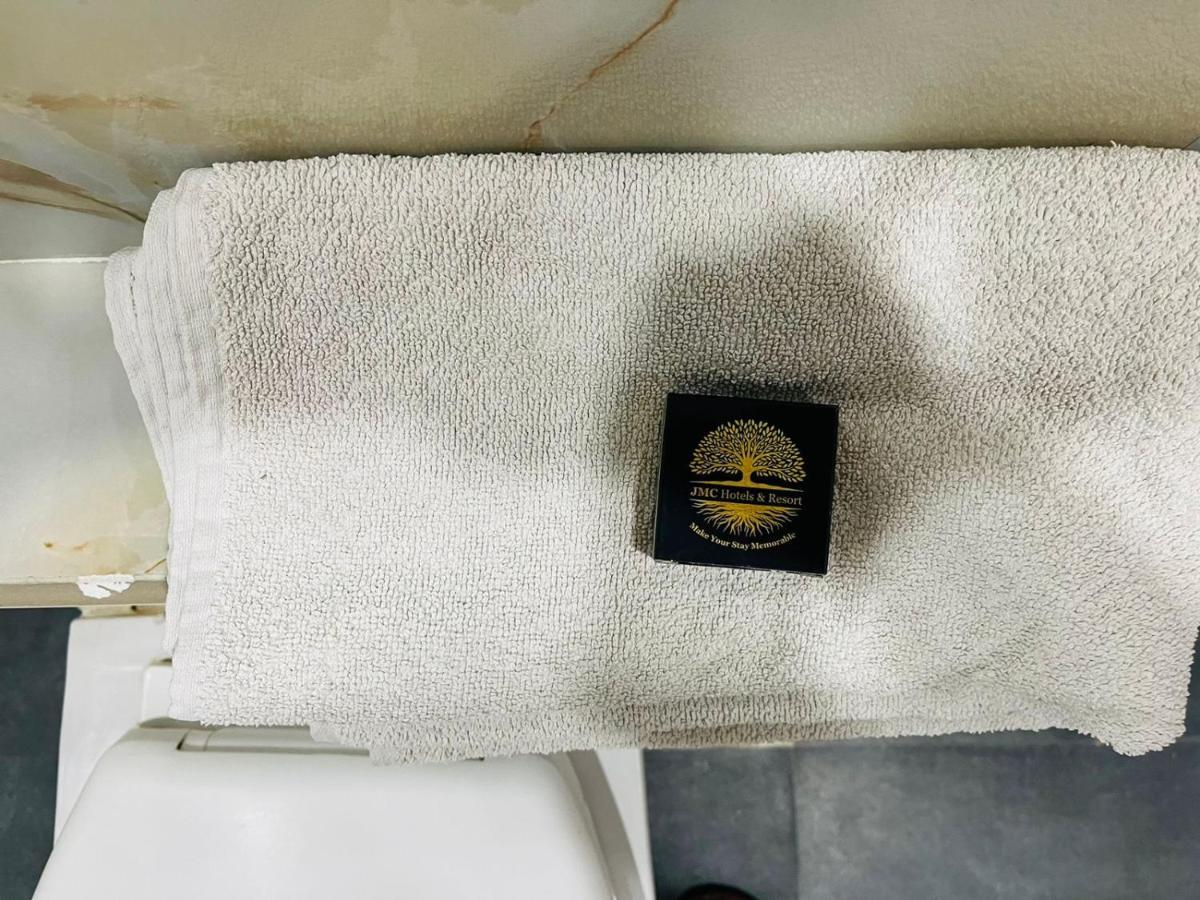 Jmc Hotel Lavish Akolia Dış mekan fotoğraf